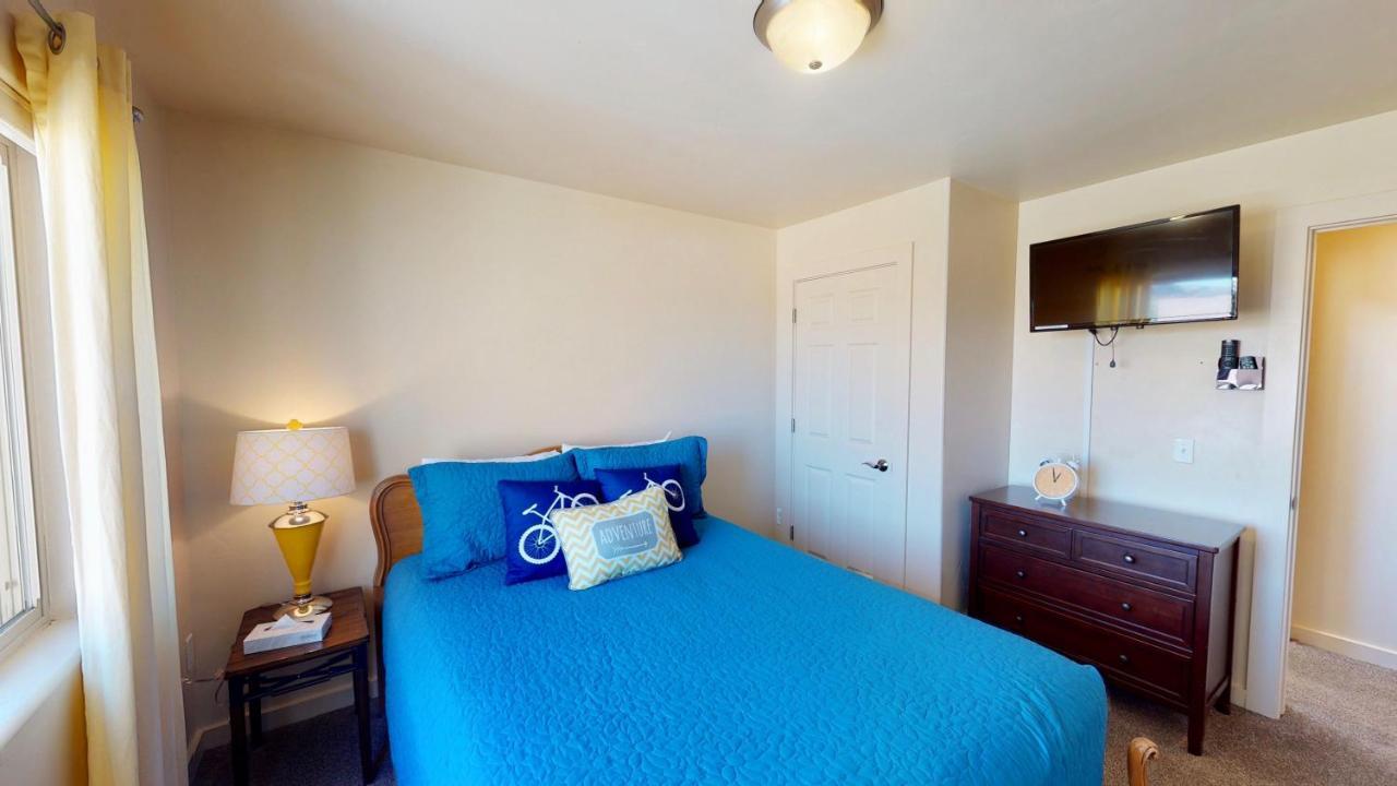 Cairn House #4a7 *