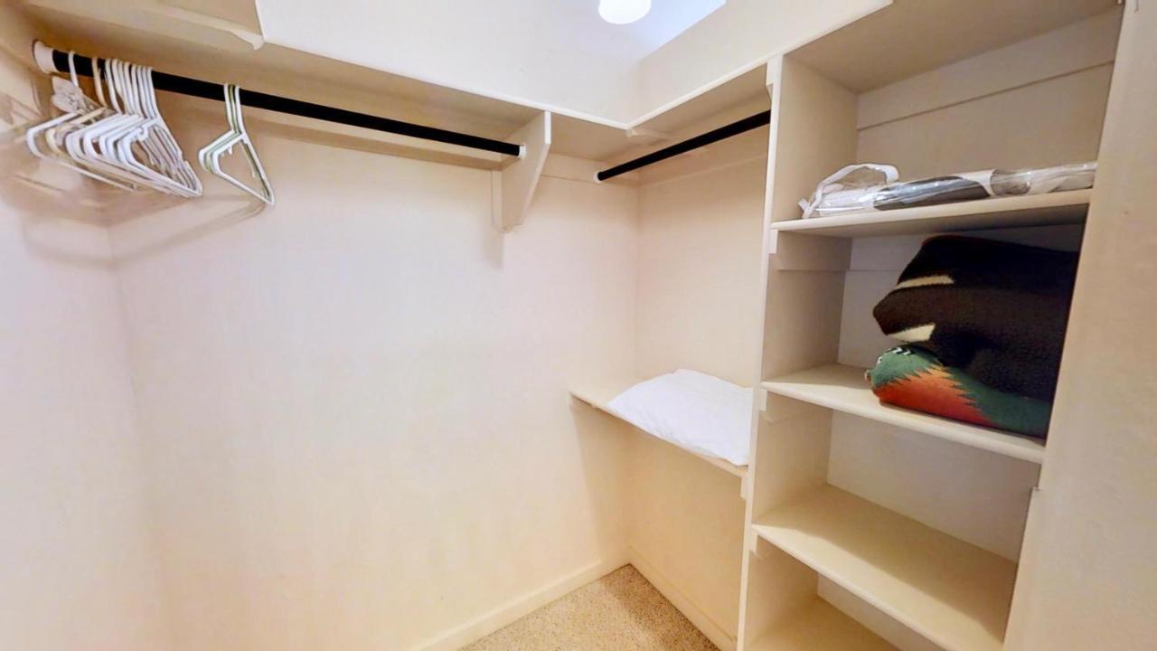Krystal Kiva #k4 Holiday home