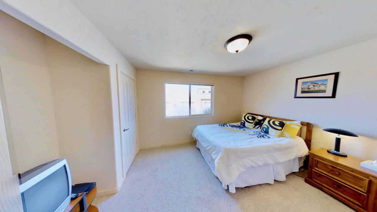 Krystal Kiva #k4 Holiday home