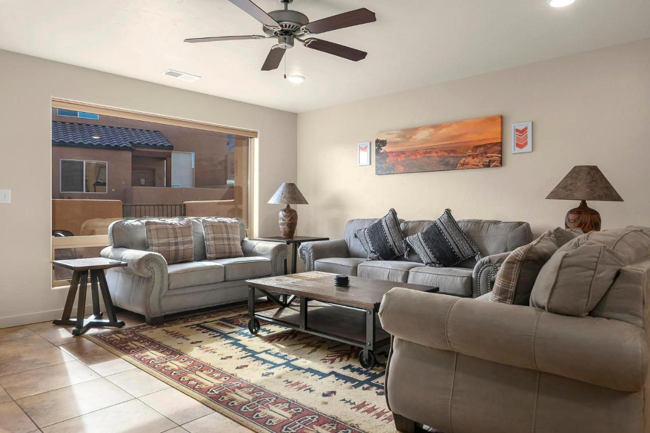 Rim Village Vista Unit 11a4 *