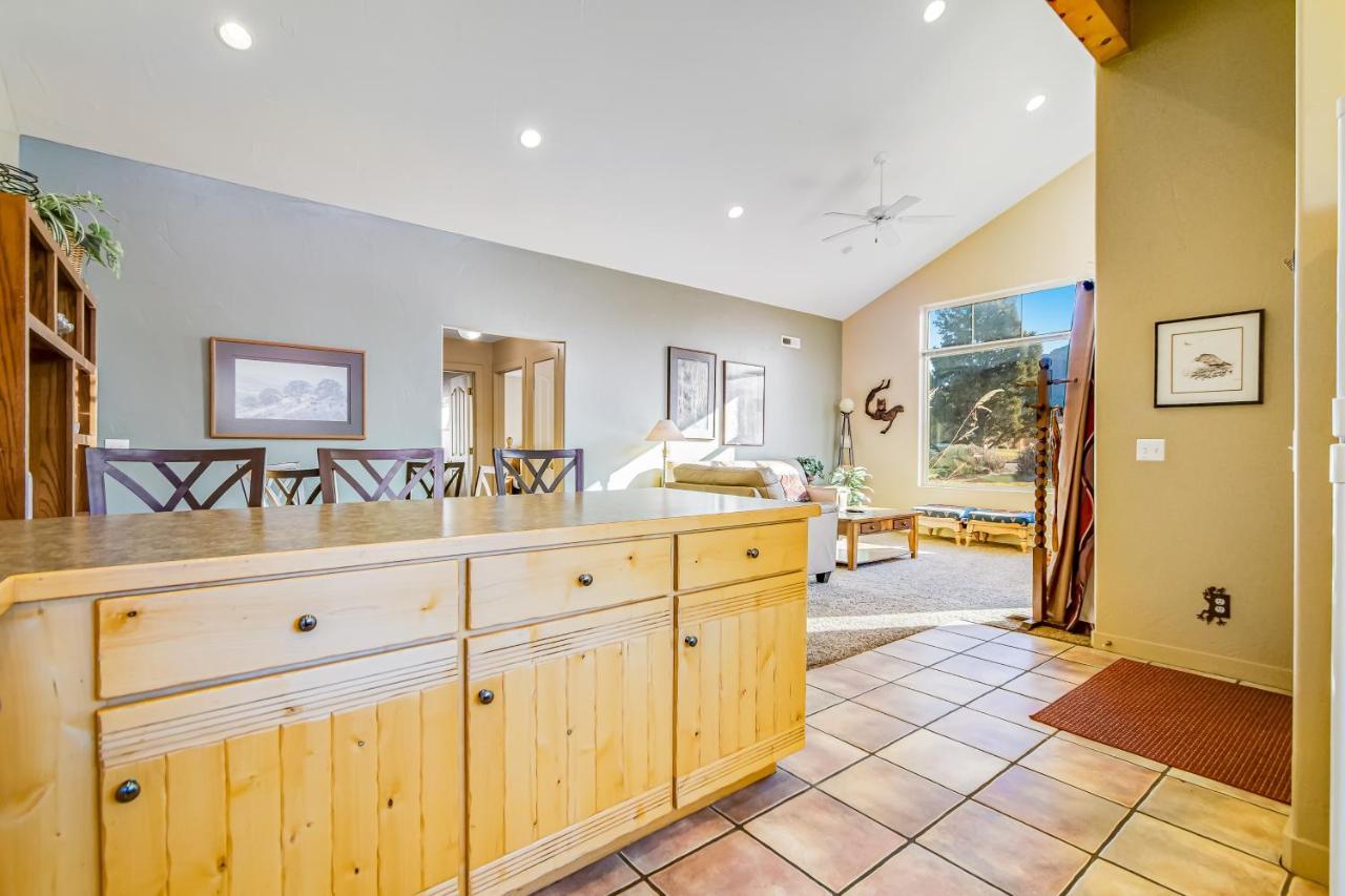 Rim Village D4 *