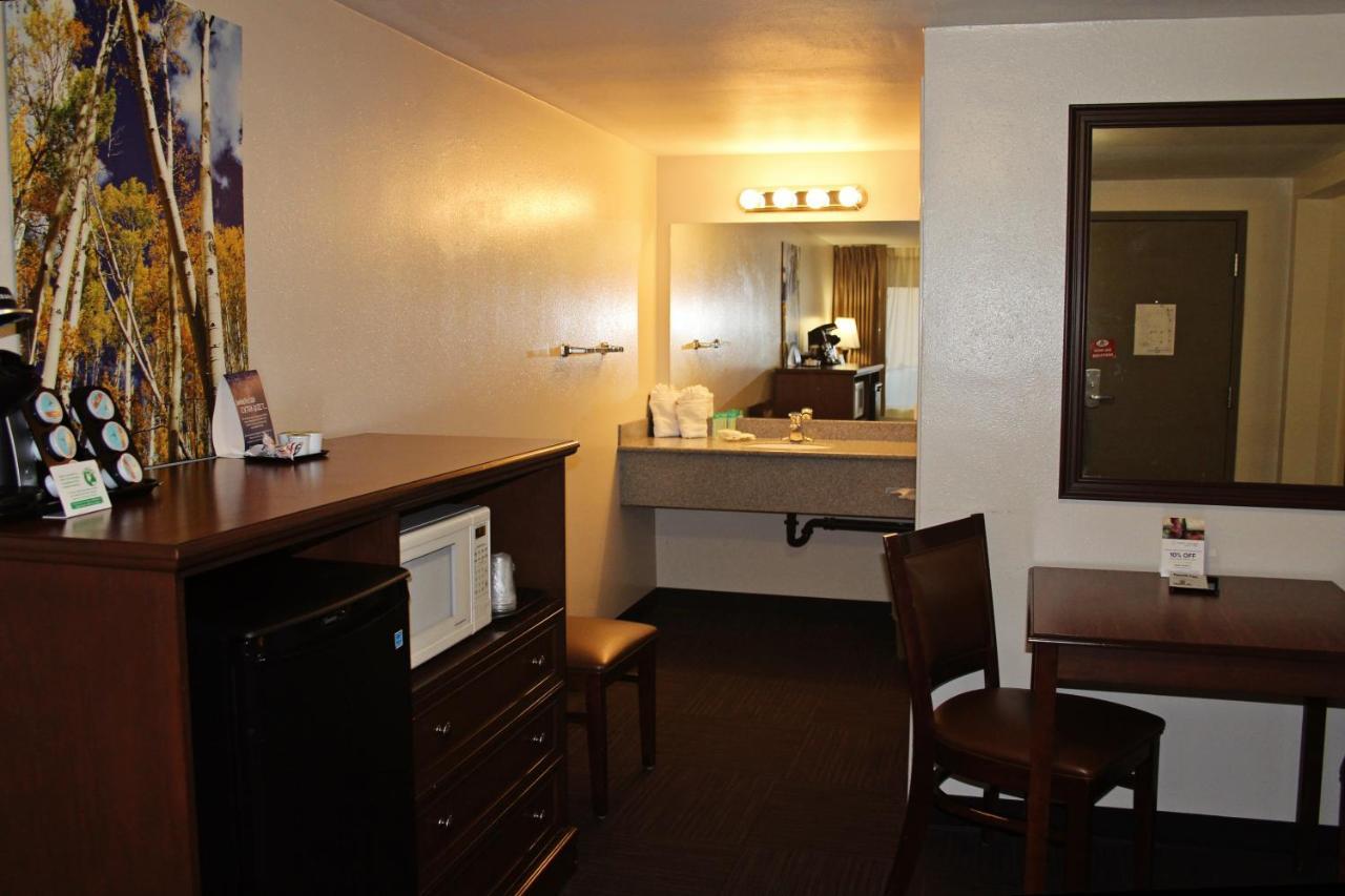 Motel Bowen 2*