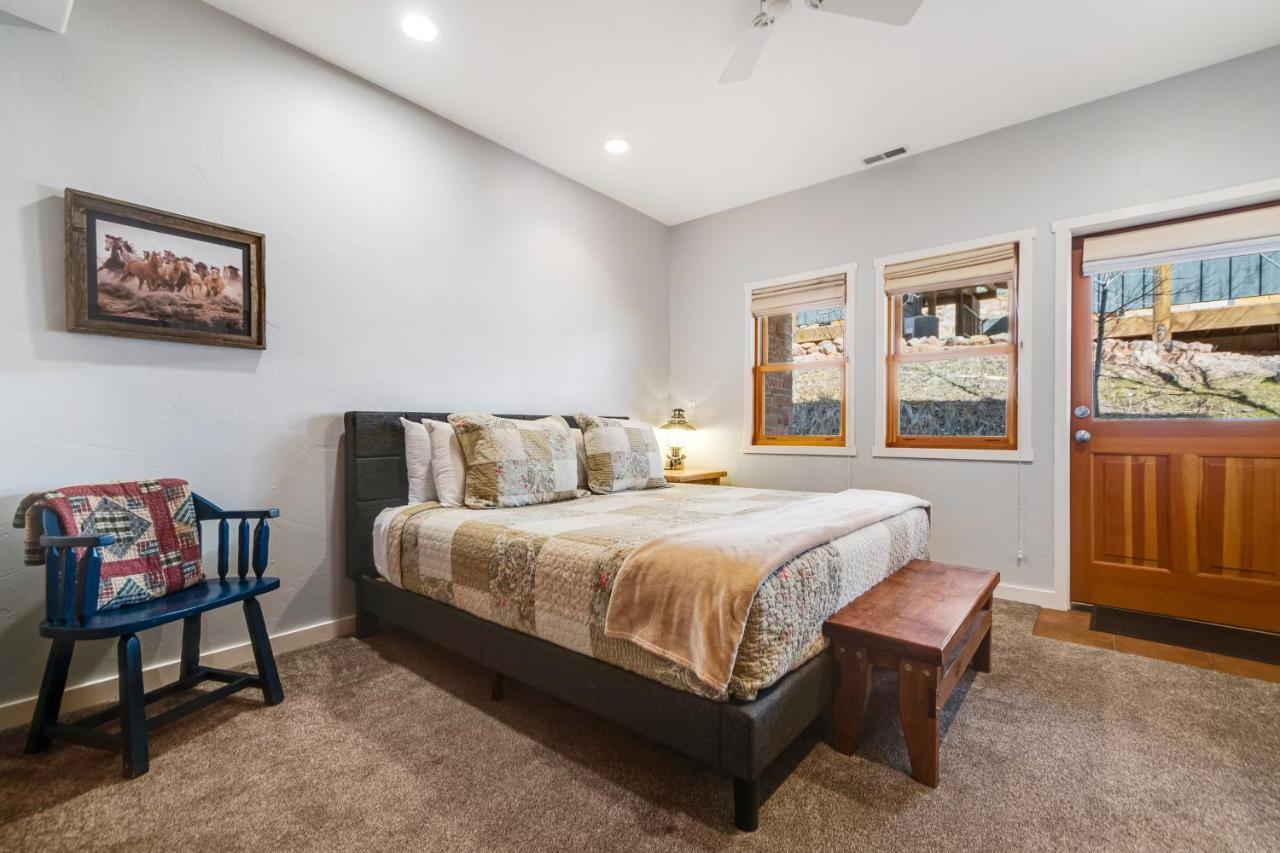 Springs Ranch 7 Apartment