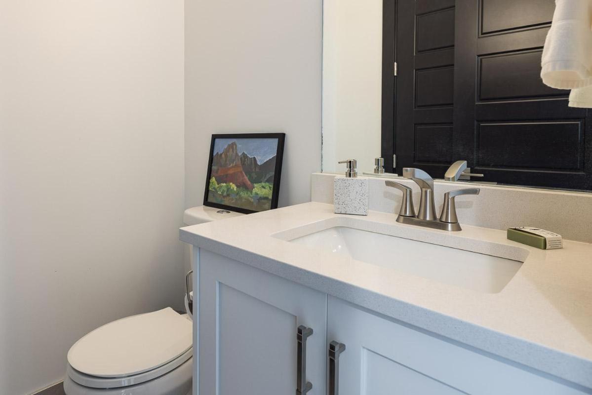 246 E 200 South Unit 1 Holiday home