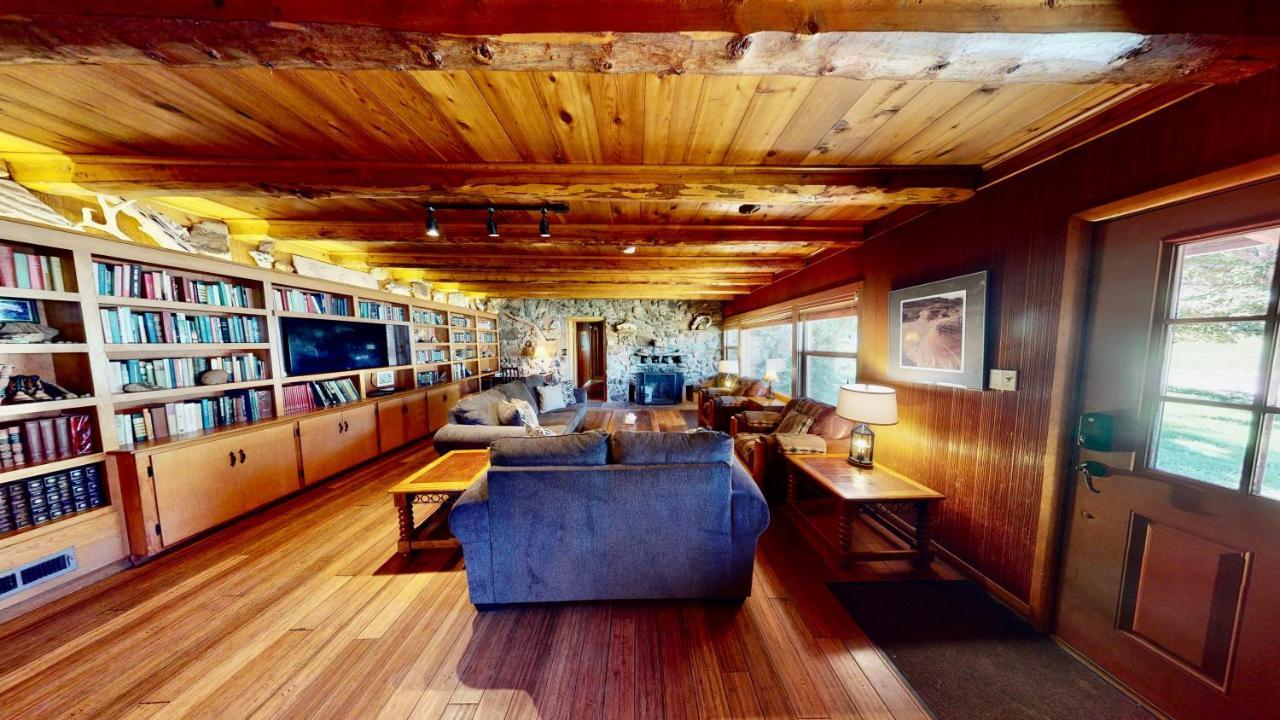 Pack Creek ~ Ranch House * Moab