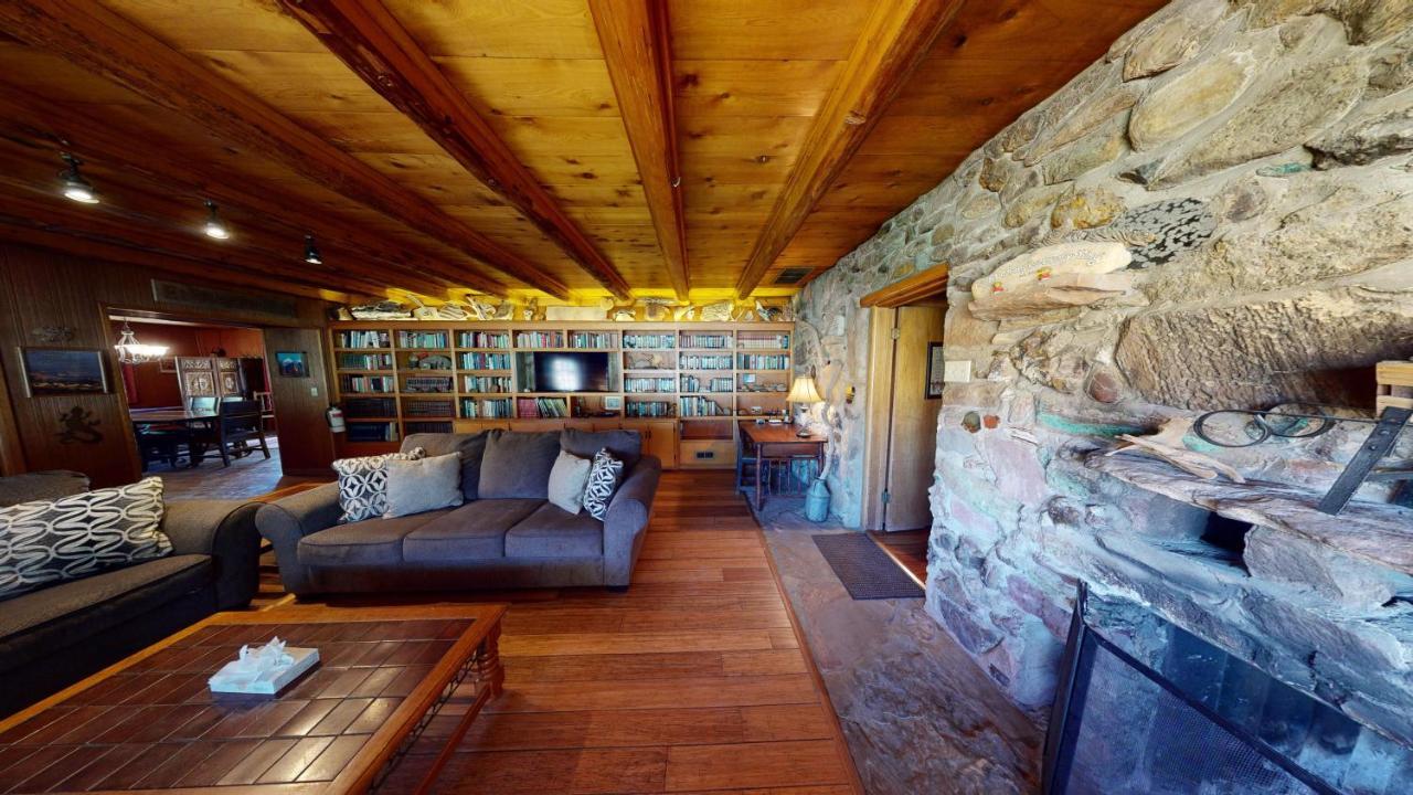 Pack Creek ~ Ranch House Holiday home