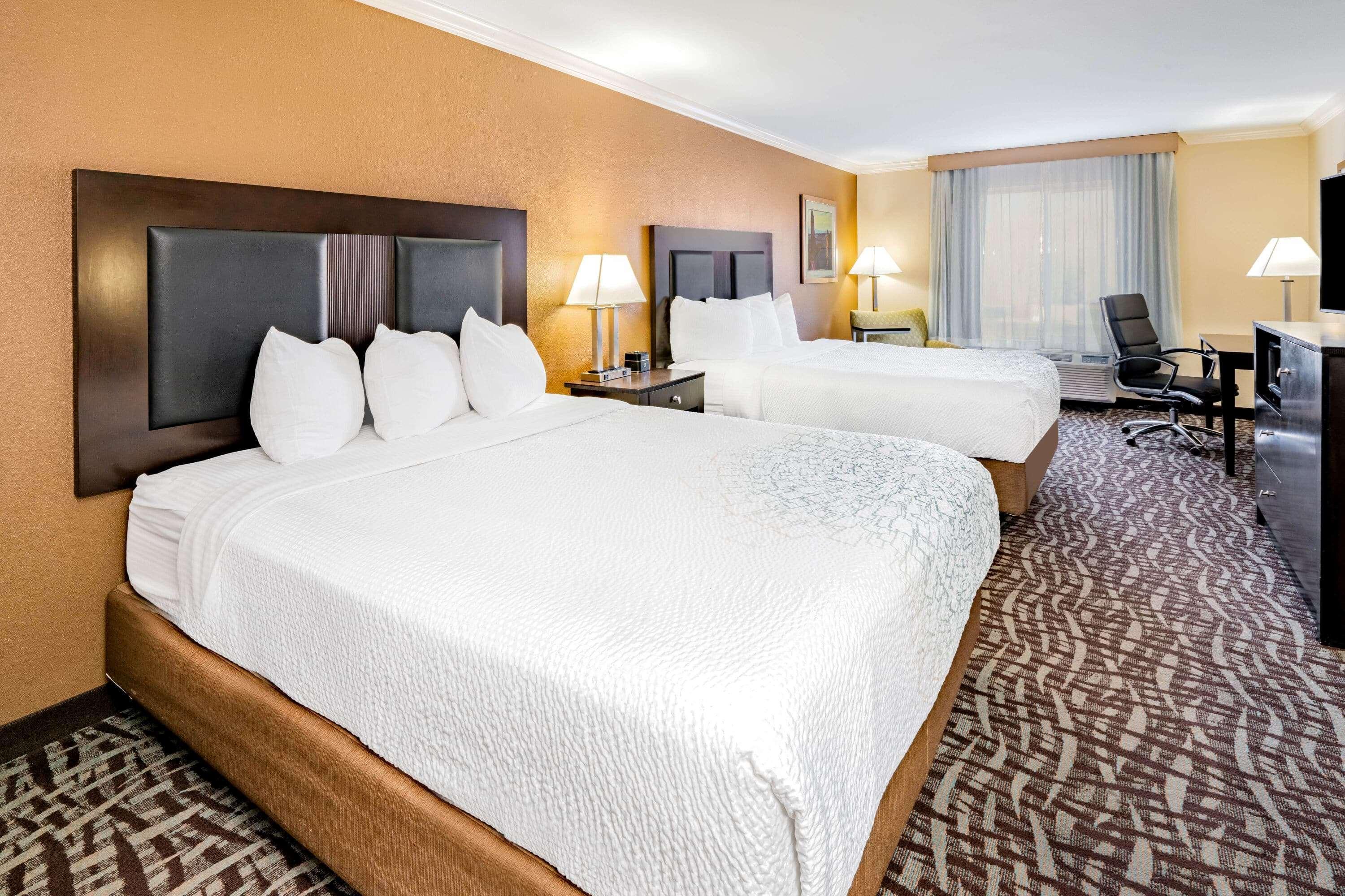 Hotel La Quinta By Wyndham 3*