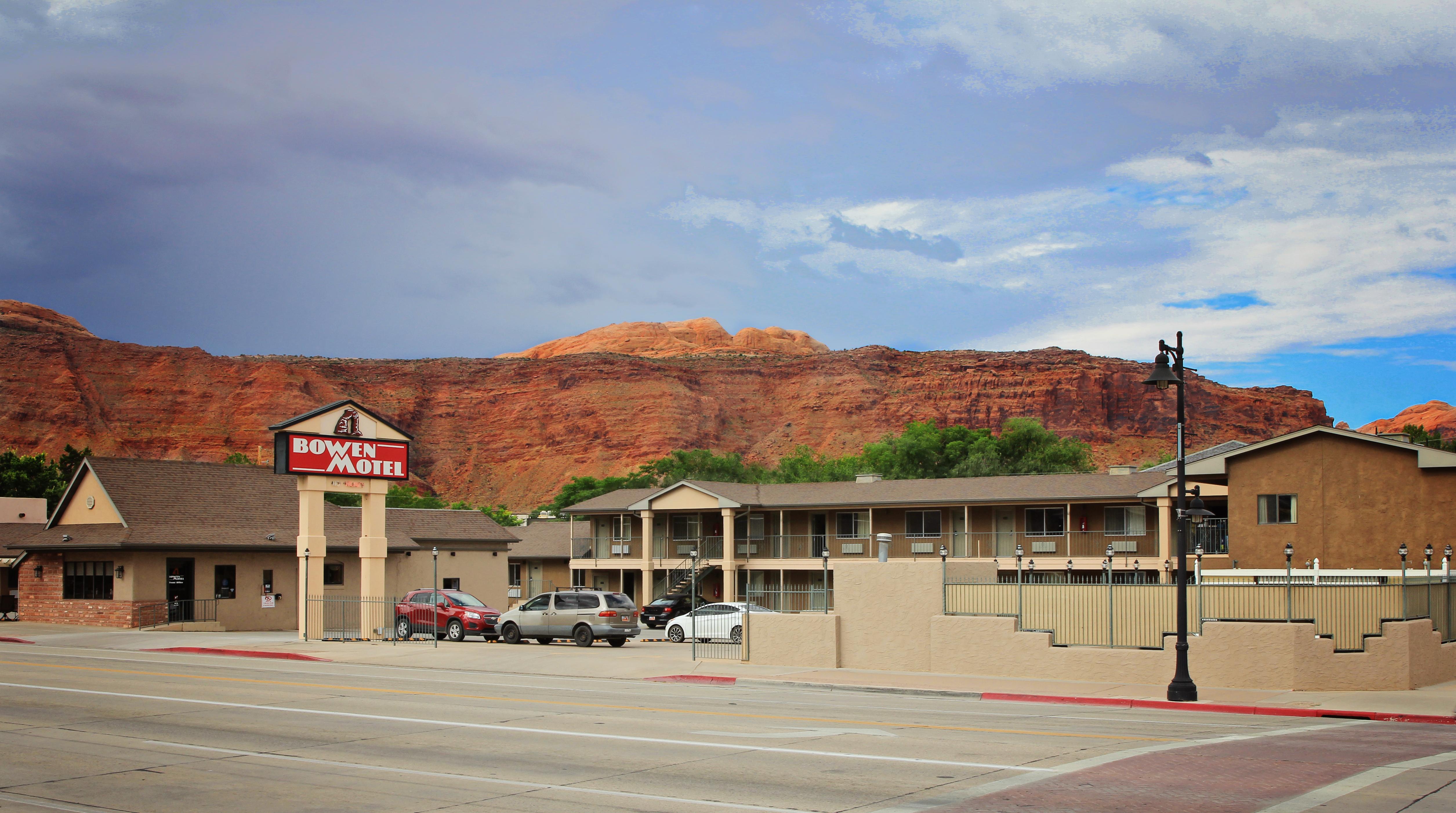 Bowen 2* Moab