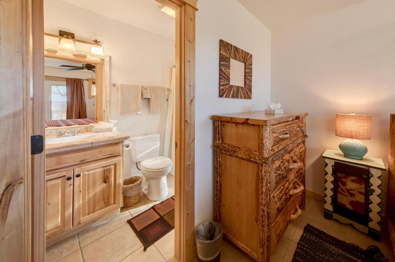 Pack Creek ~ Orchard House Holiday home Moab