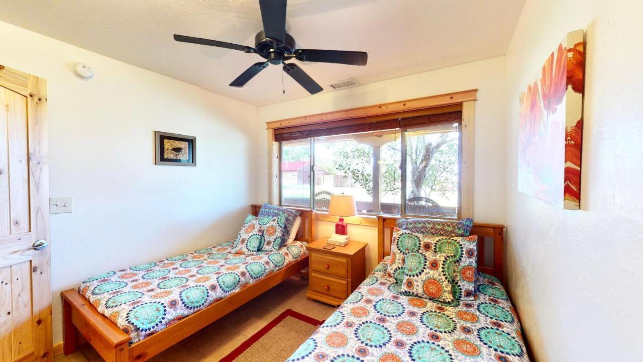 Pack Creek ~ Orchard House Holiday home *