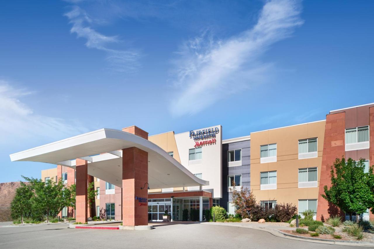 Hotel Fairfield & By Marriott
