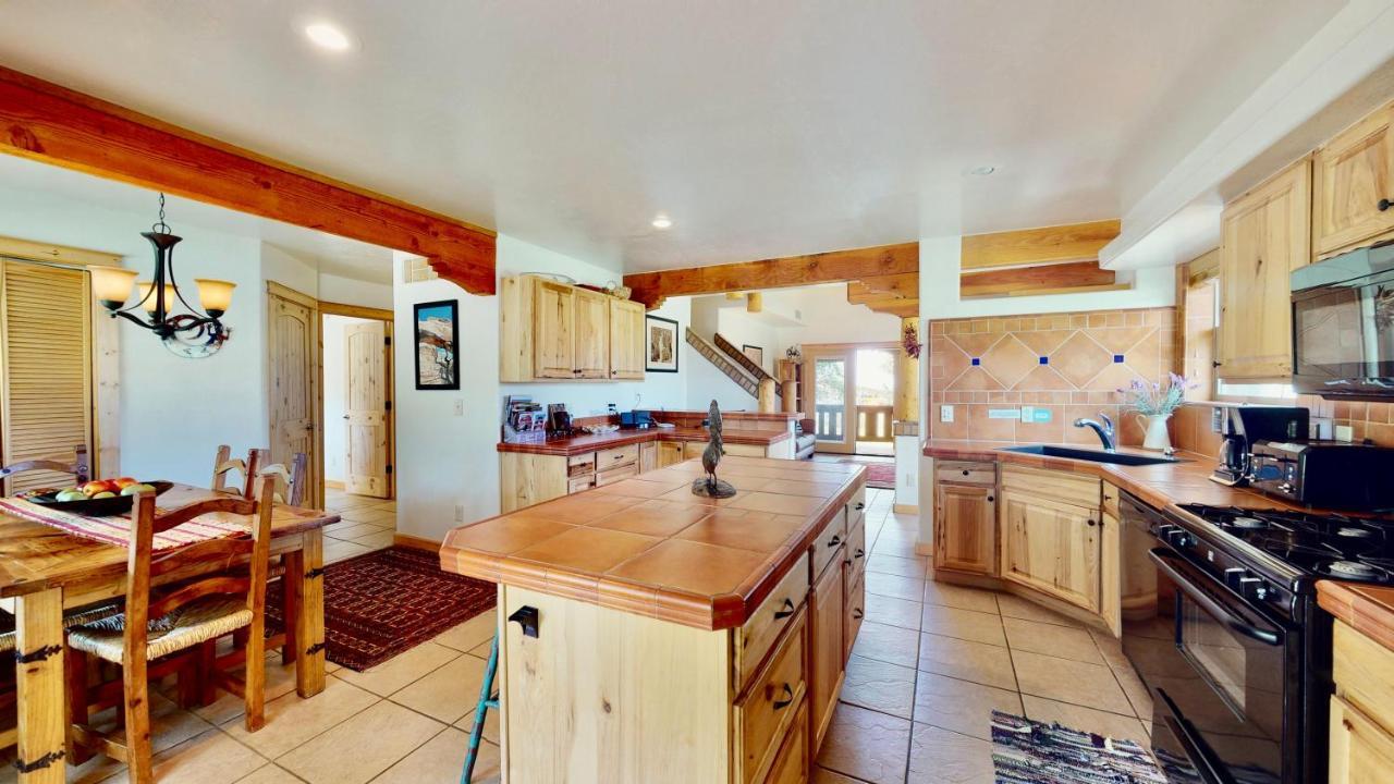Pack Creek ~ Orchard House Holiday home