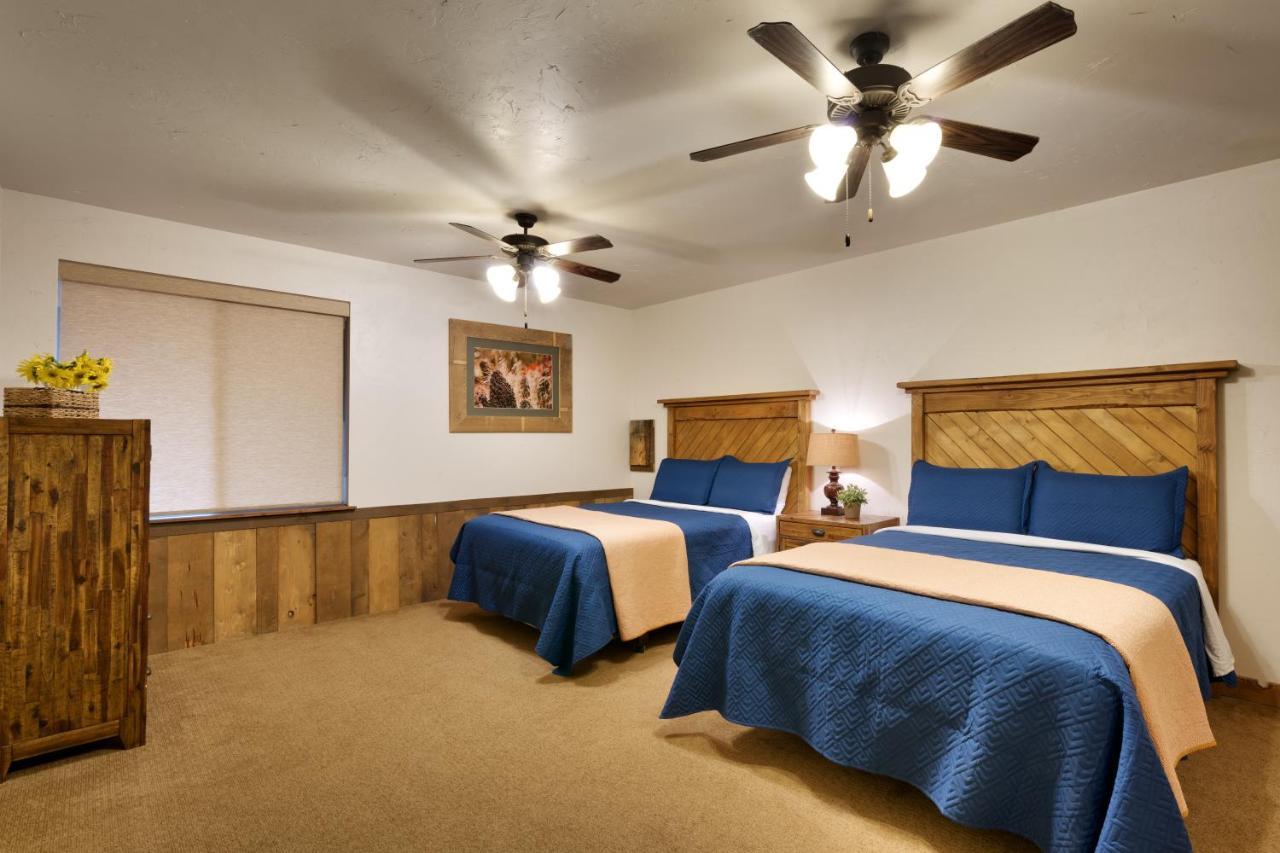 Bed & Breakfast Hideout At The Rim *