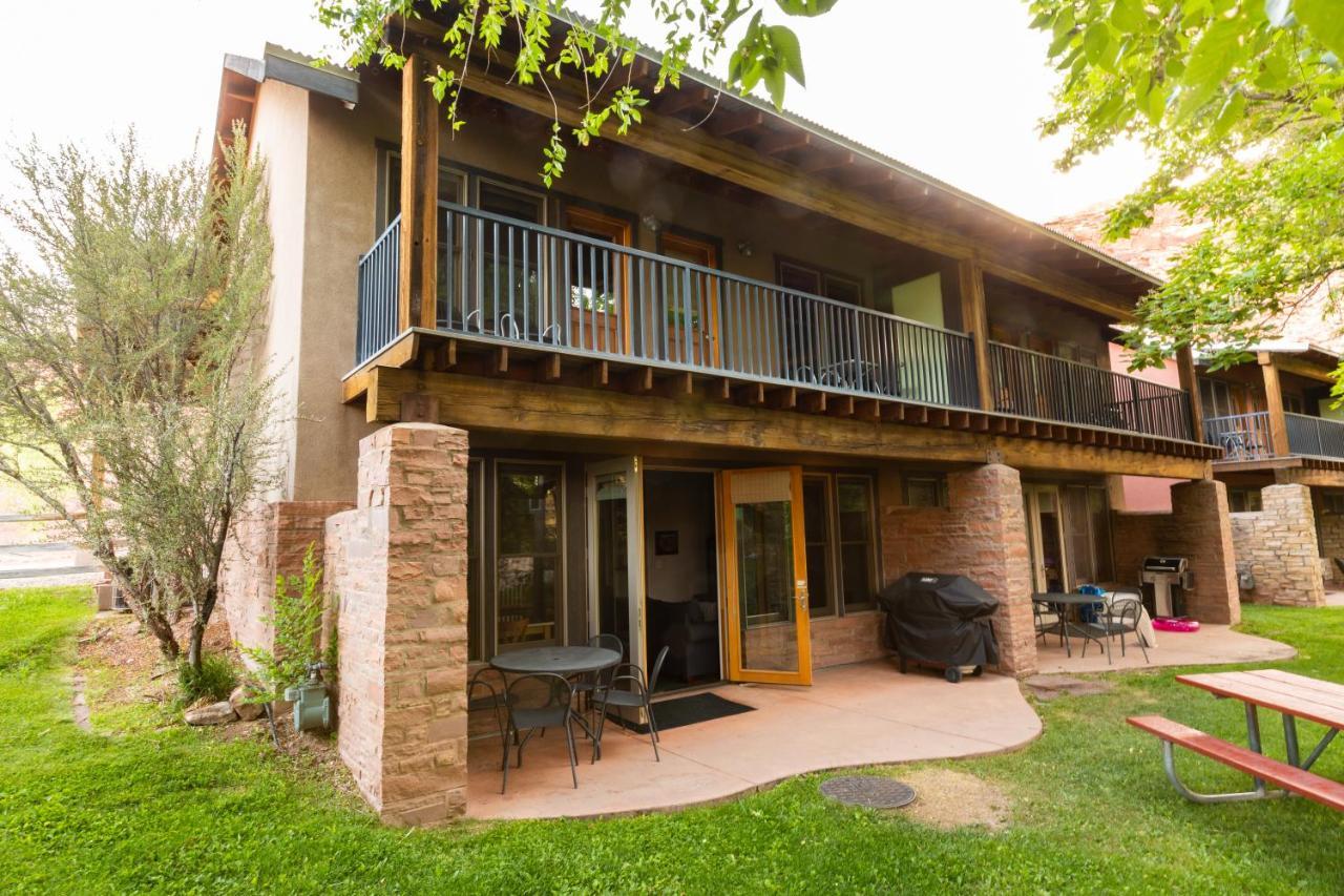 Hotel Springs Ranch