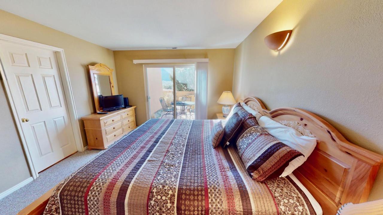 Kokopelli's Kiva #3230 Holiday home