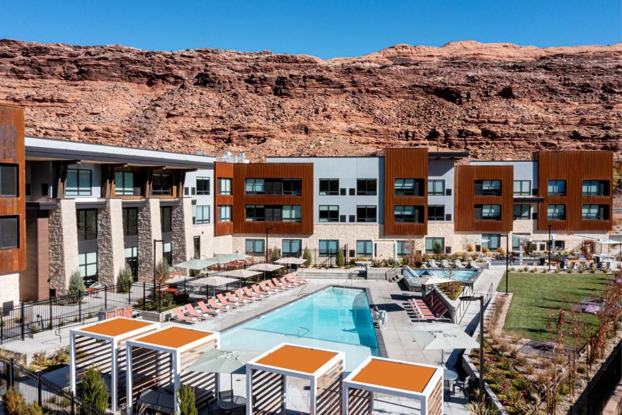 Element Hotel 3*