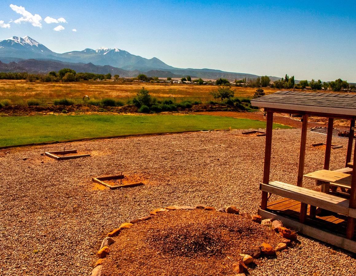 Holiday home Desert Home, 4 Bedroom Private House, Sleeps 10, Pet Friendly *