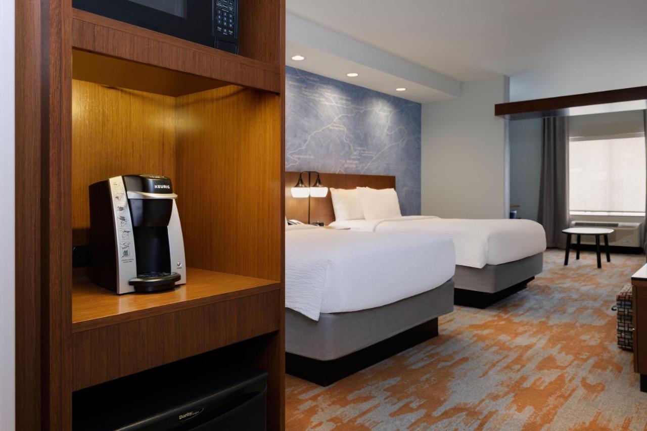 Hotel Fairfield & By Marriott 3*