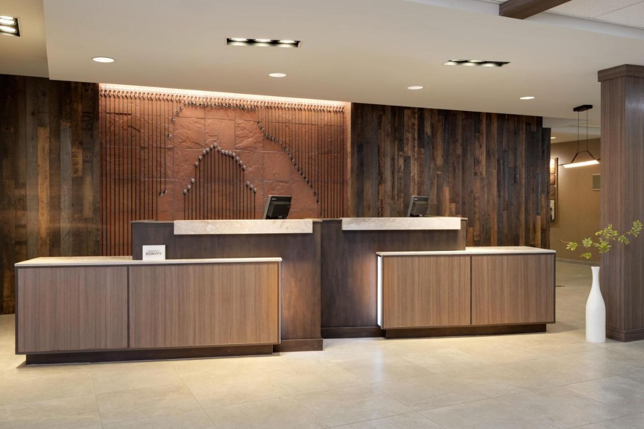 Fairfield & By Marriott