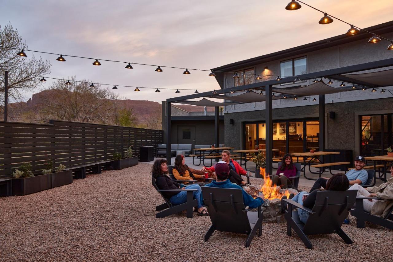Hotel Field Station 4*