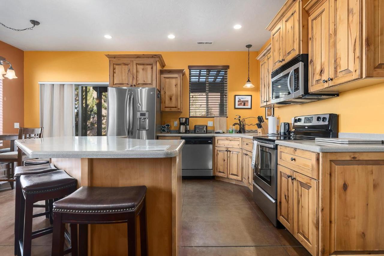 3415 South Village Loop