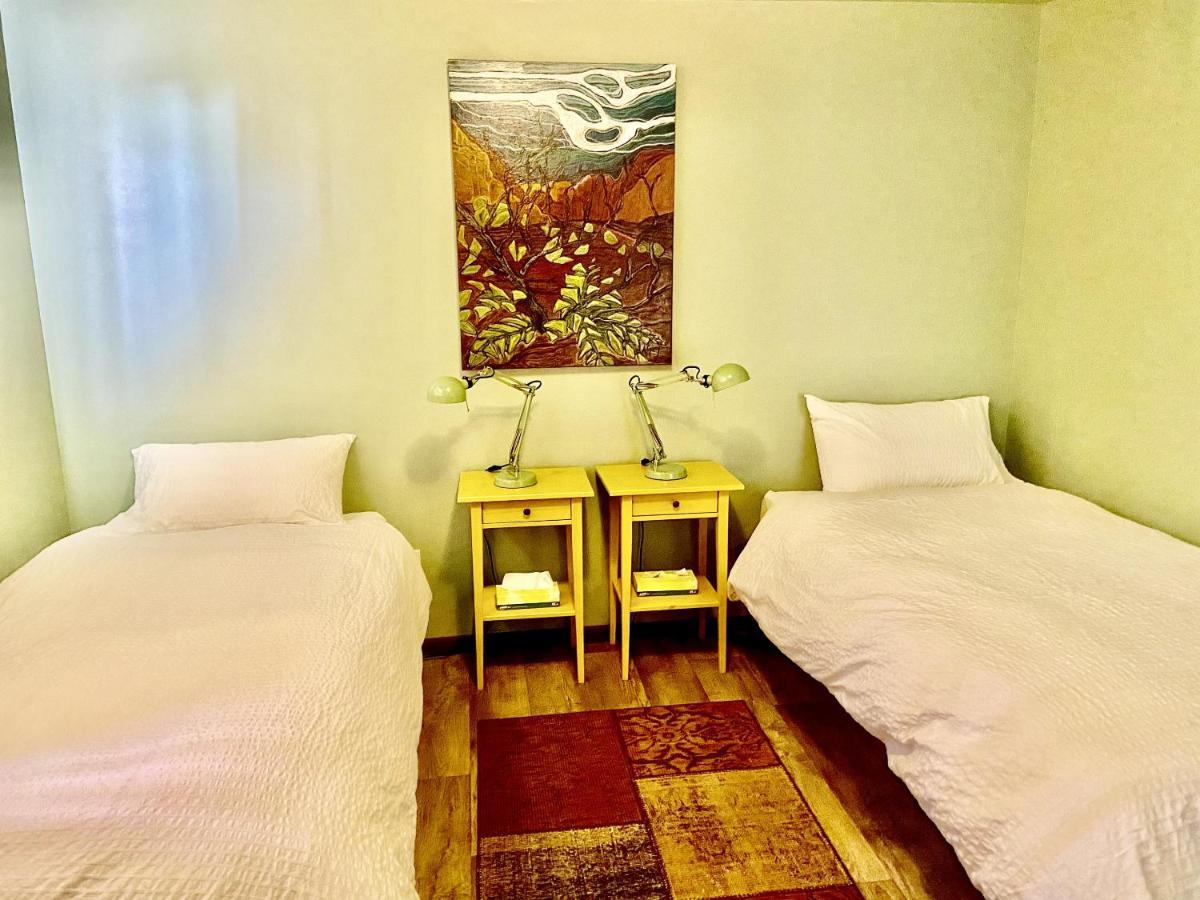 The - Moab's Hidden Gem Holiday home *
