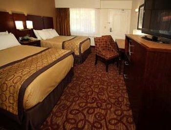 Downtown Hotel 3*