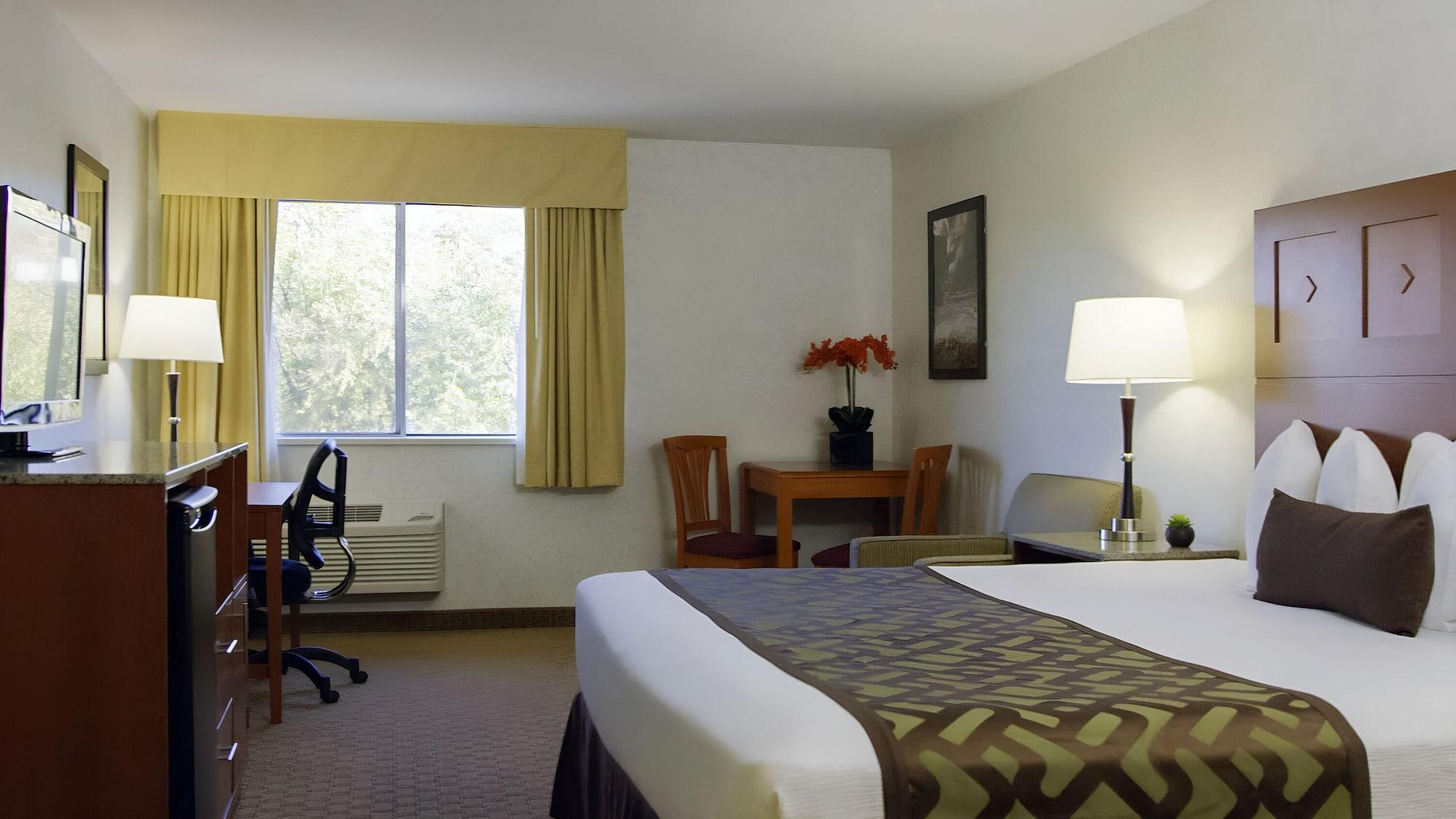 Valley Hotel