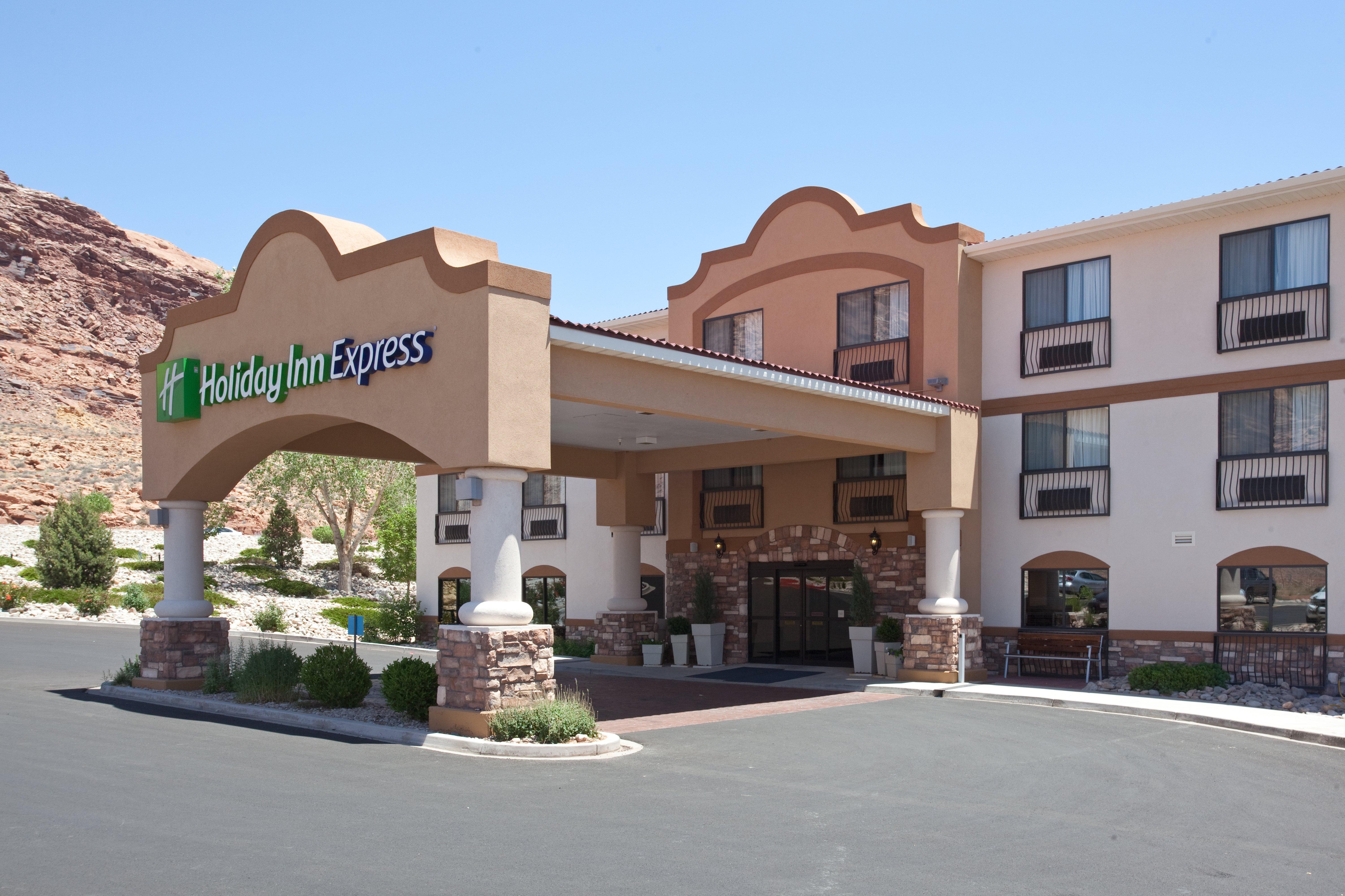 Express & By Ihg