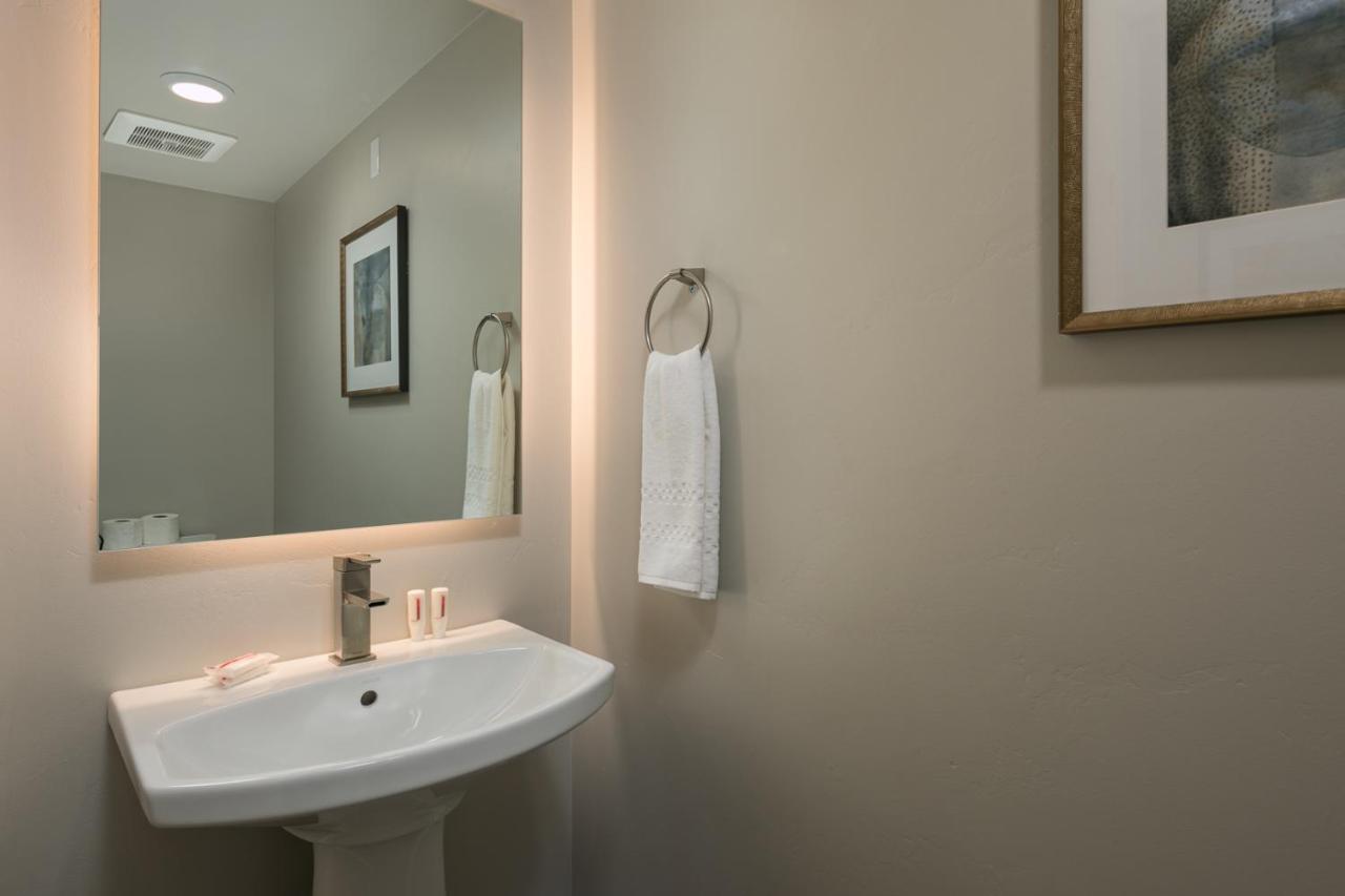 Sage Creek At Luxury Two Unit A *