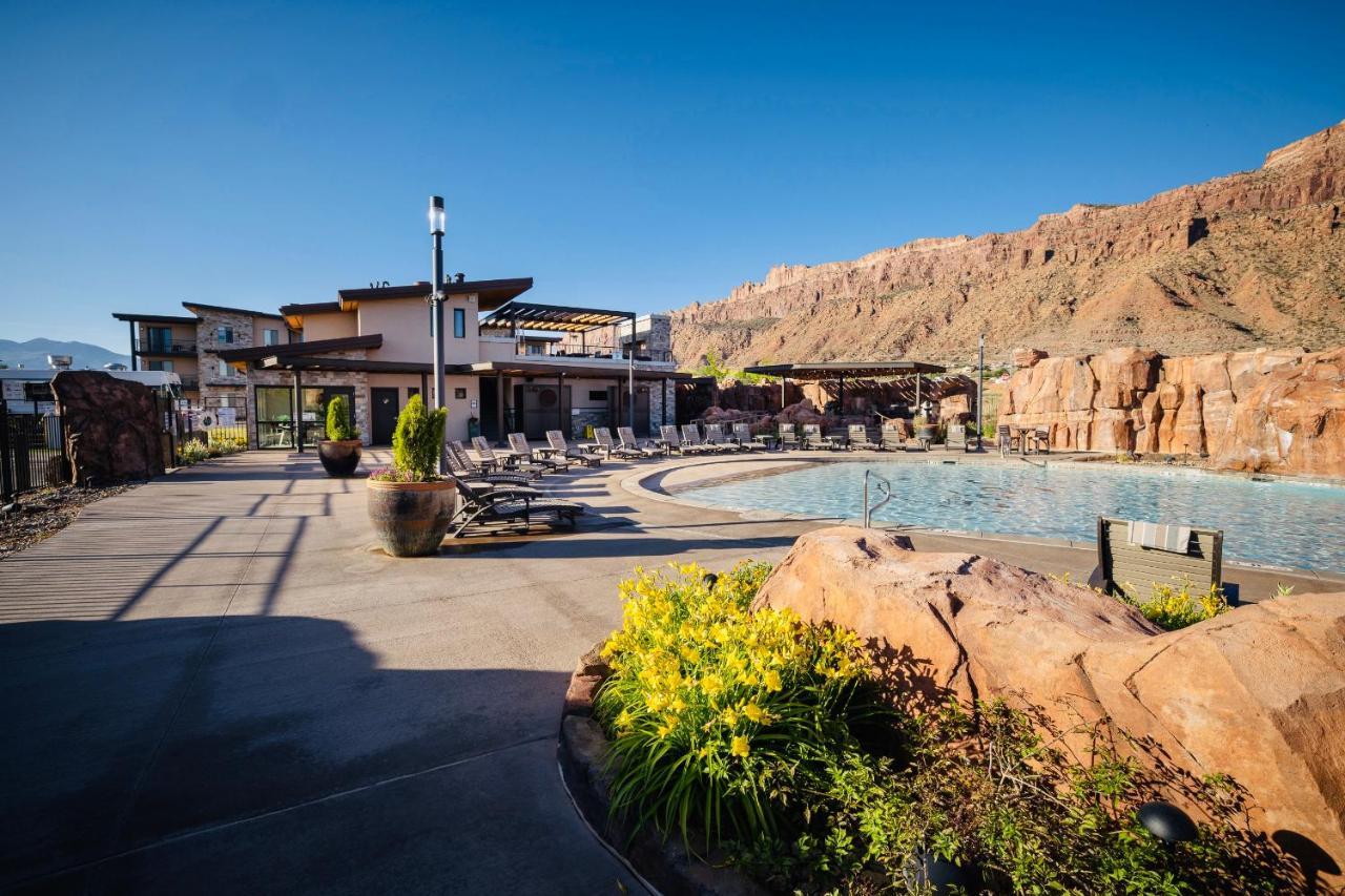 Sage Creek At Luxury Two Unit A *