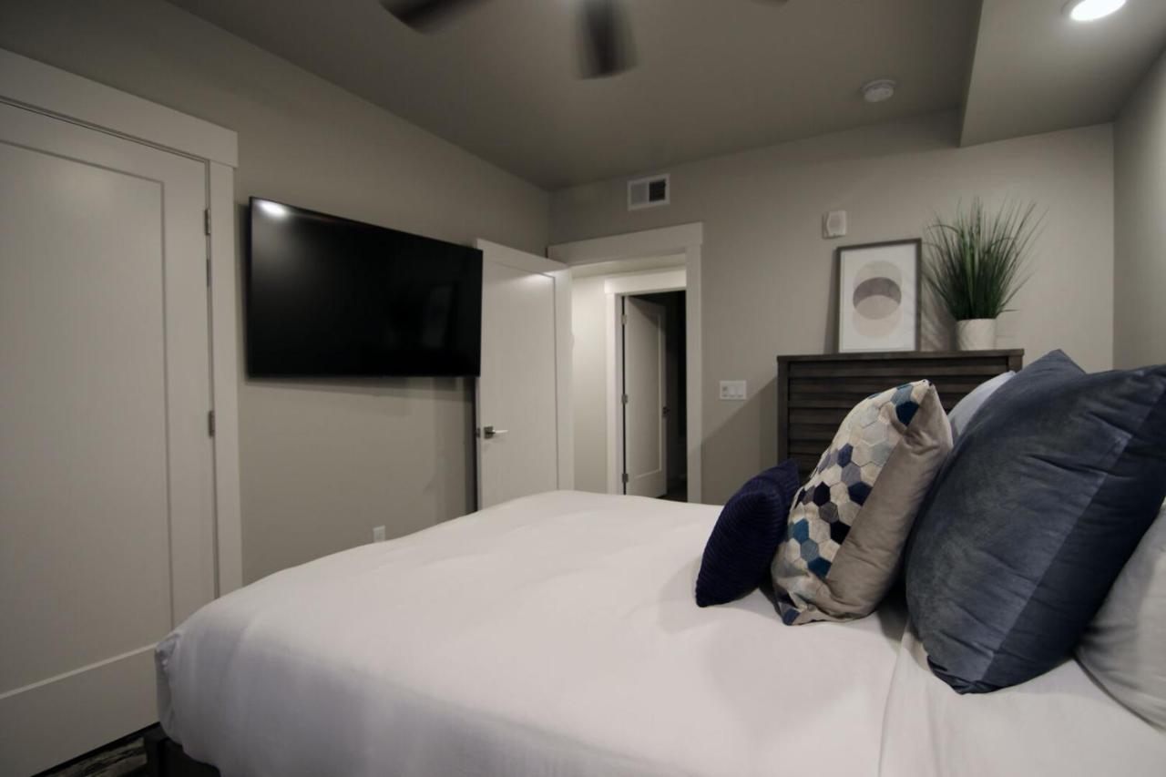 Apartment Sage Creek At Luxury B