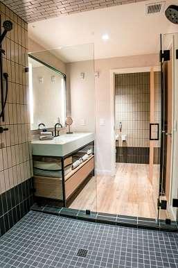 Gravity Haus Hotel