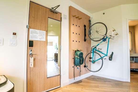 Gravity Haus 3*