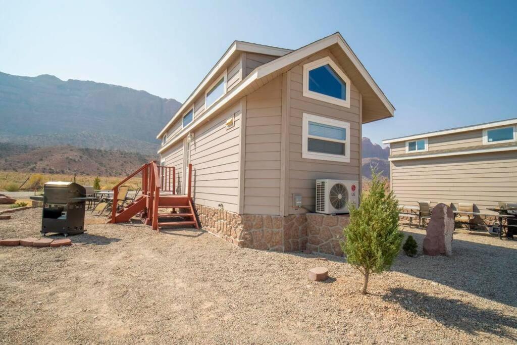 Holiday home Redrock Tiny House W Large Loft Site 8