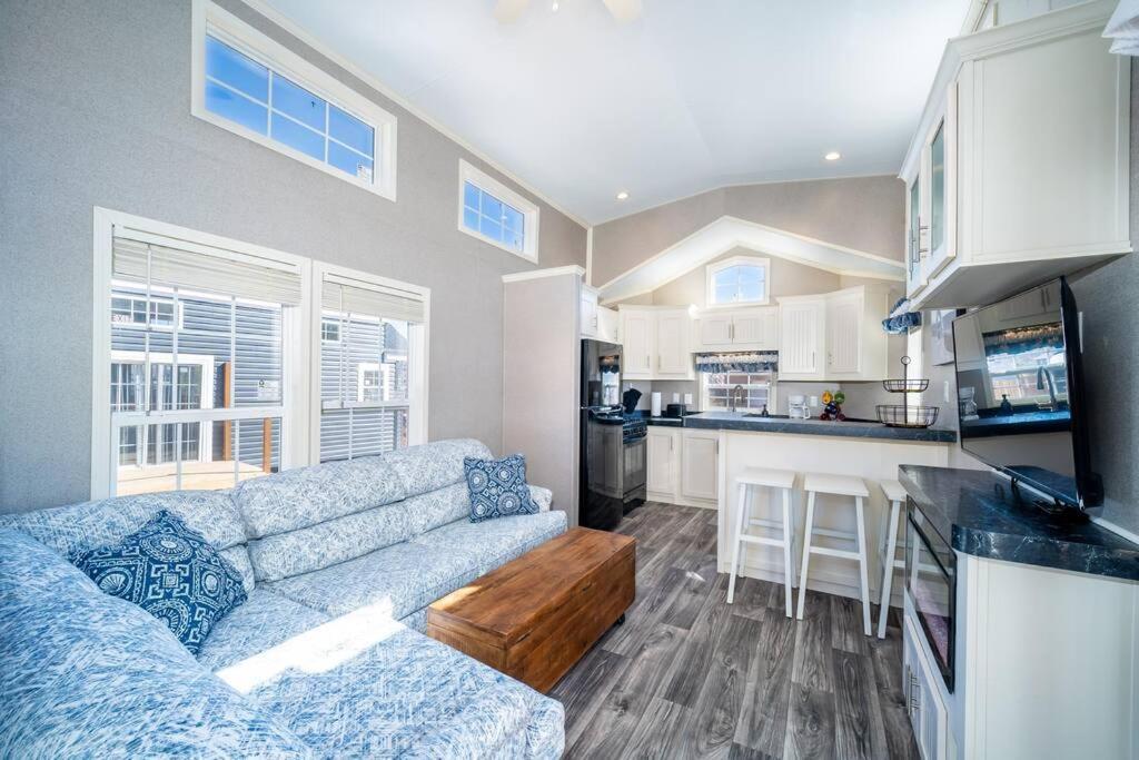 Redrock Tiny House W Loft - Site 3 * Moab