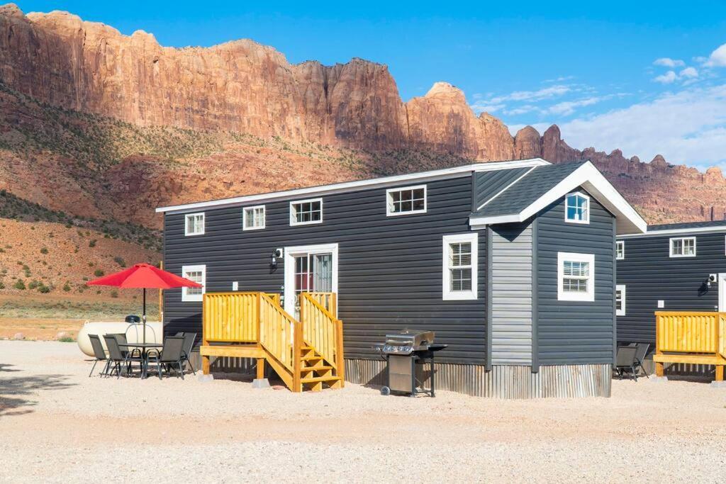 Redrock Tiny House W/ Loft - Site 2