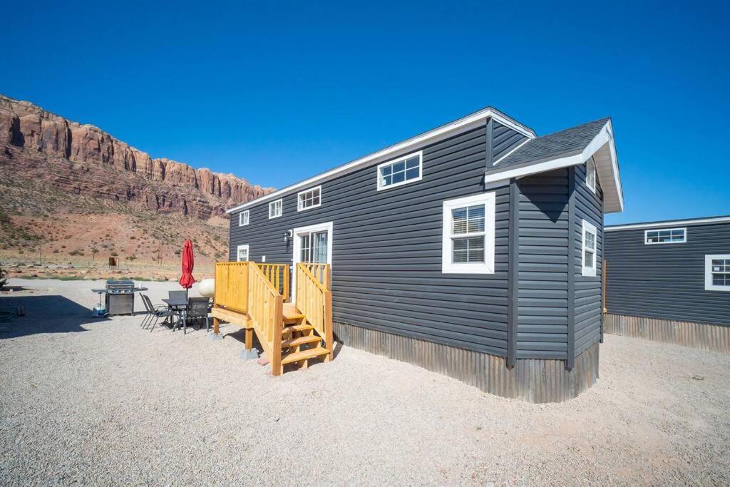 Redrock Tiny House W/ Loft - Site 2 Holiday home *