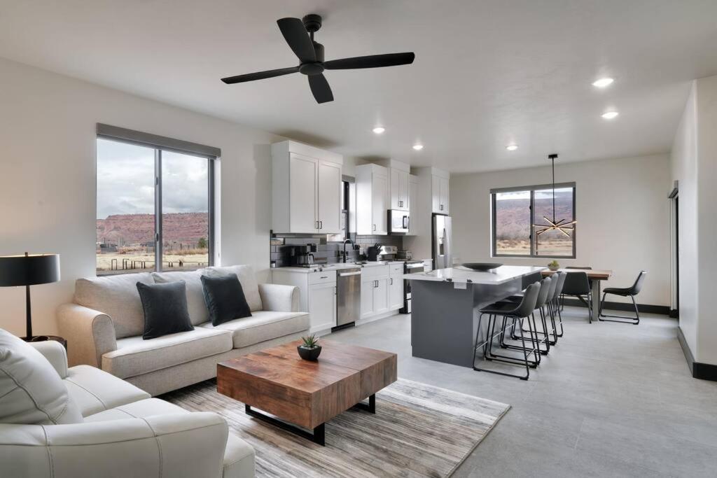 Vizcaya #8 - Moab's Newest Luxury Apartment *