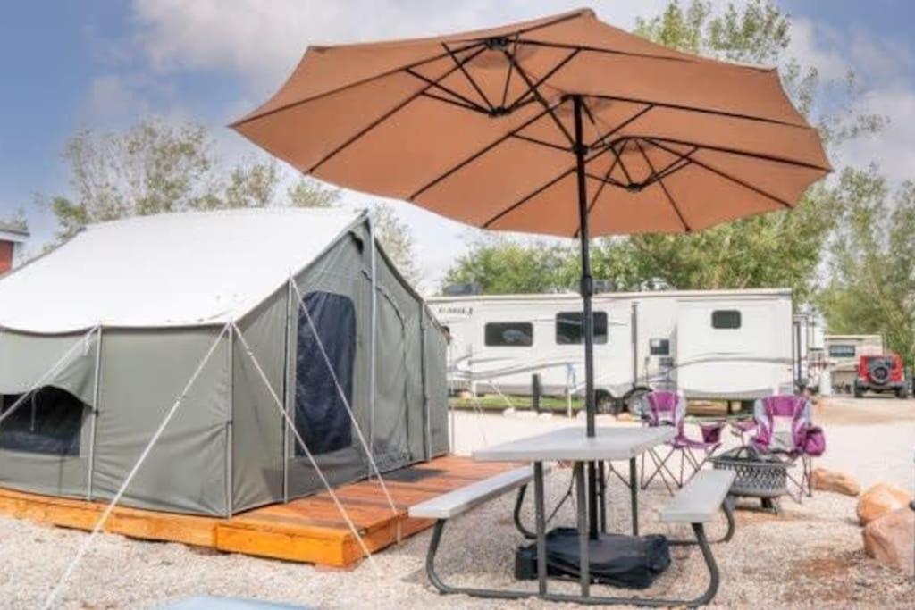 Rv Glamping Setup Tent In Rv Park #4 Ok-t4 Moab