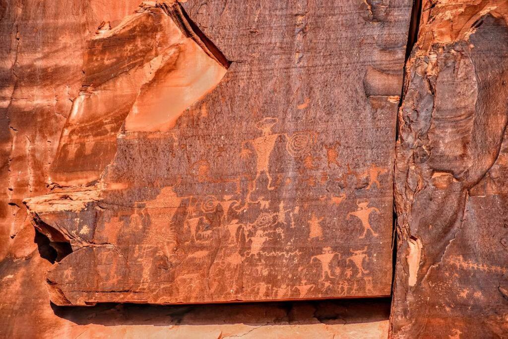 6k Floor Redcliff Condo, Pool & Hot Tub Moab
