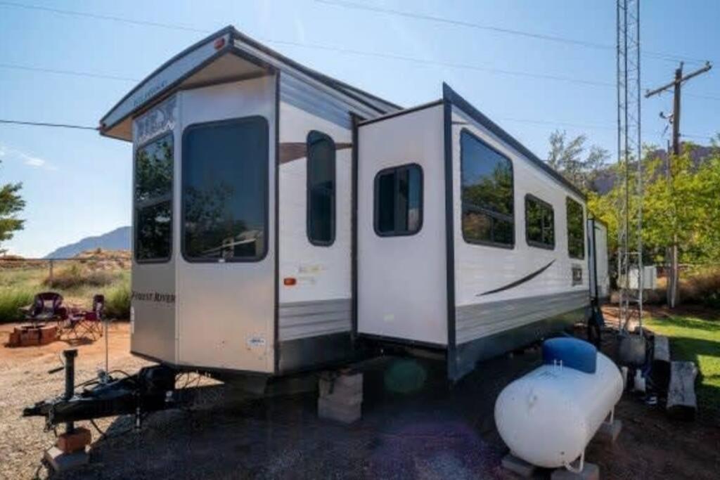 Rv Glamping Rv Fully Setup Ok42