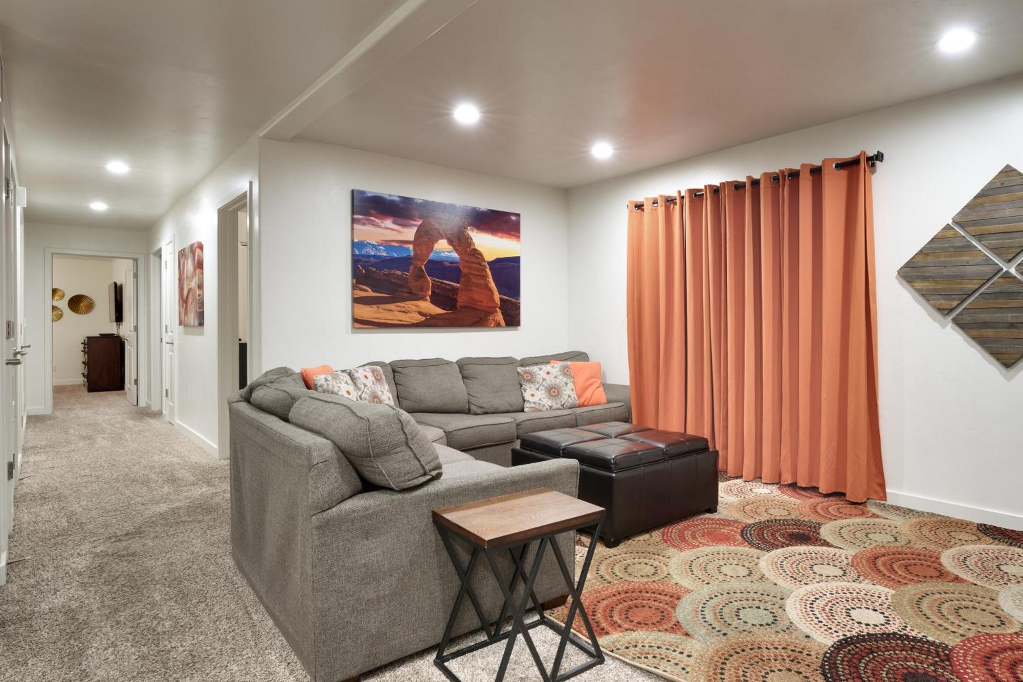6a Family Friendly Redcliff Pool & Hot Tub Apartment *