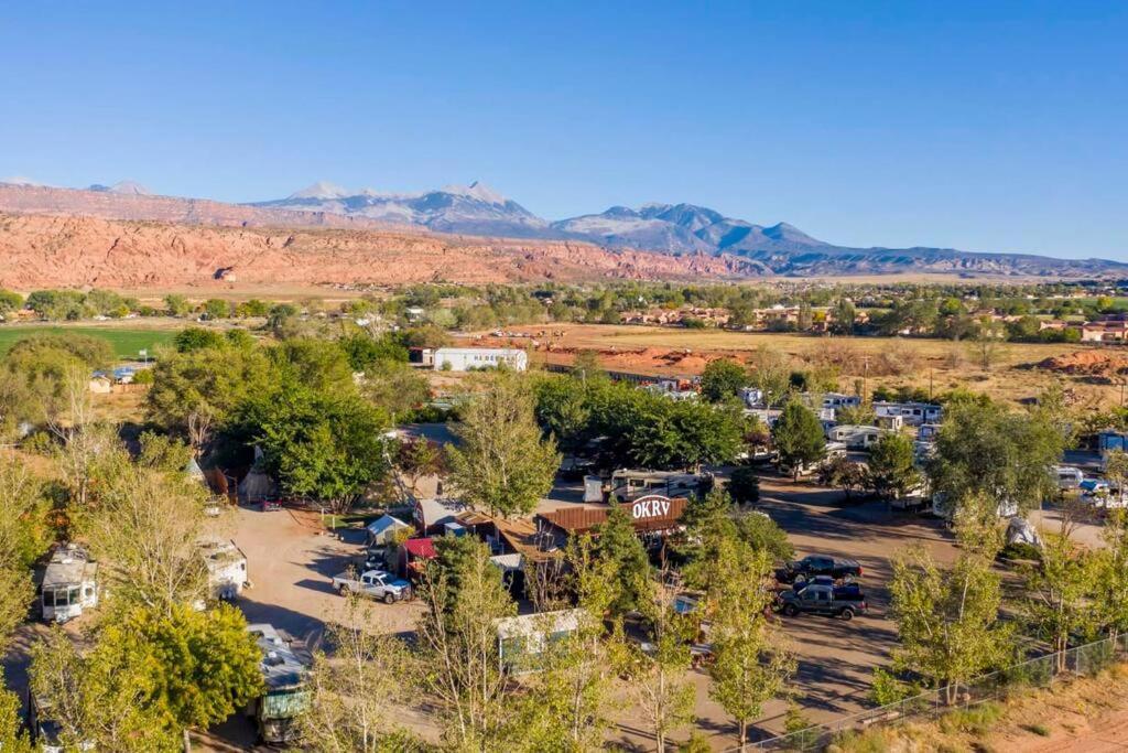Glamping Setup Tent In Rv Park #1 Ok-t1 * Moab