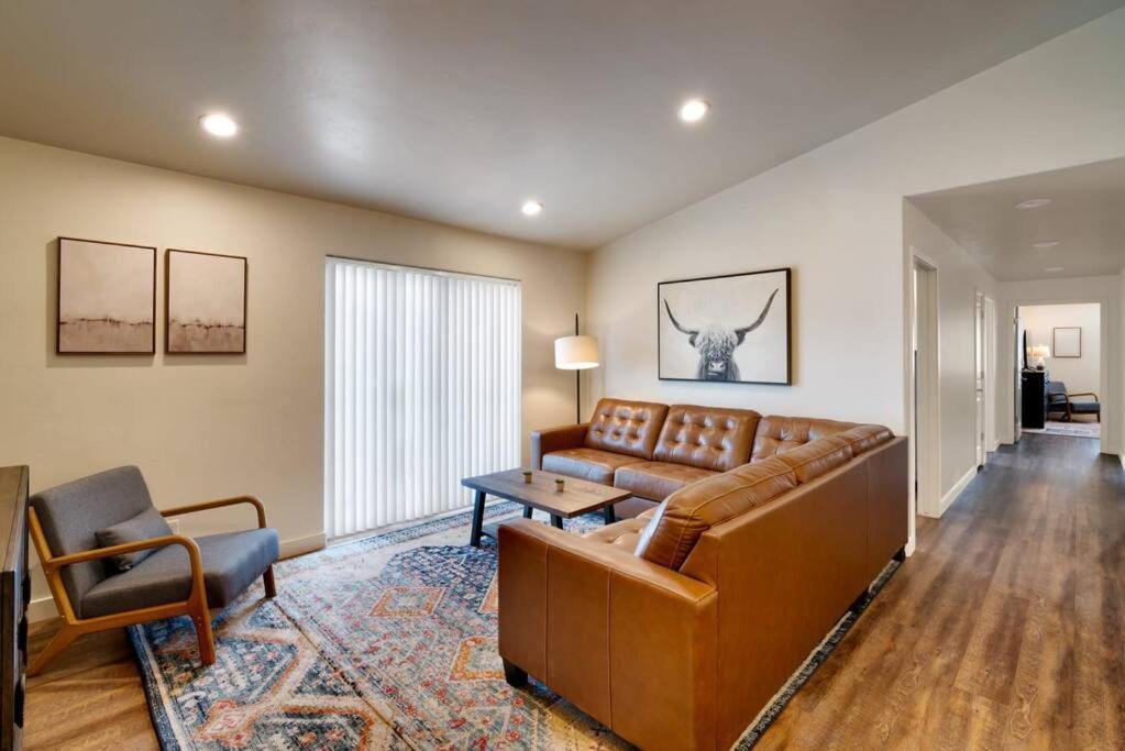 2k Floor Redcliff Condo, Pool & Hot Tub Moab