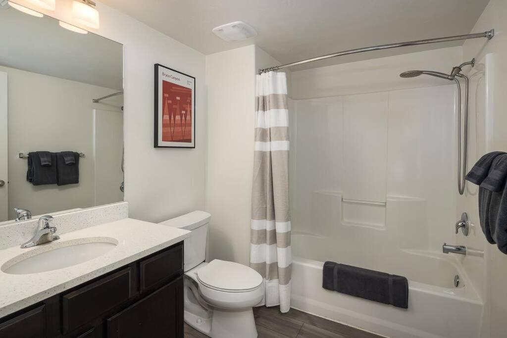 6k Floor Redcliff Condo, Pool & Hot Tub Apartment Moab