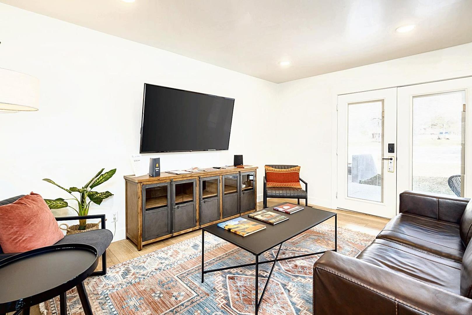 Near Downtown Stylish 2br With Amazing Patio #1 Holiday home Moab