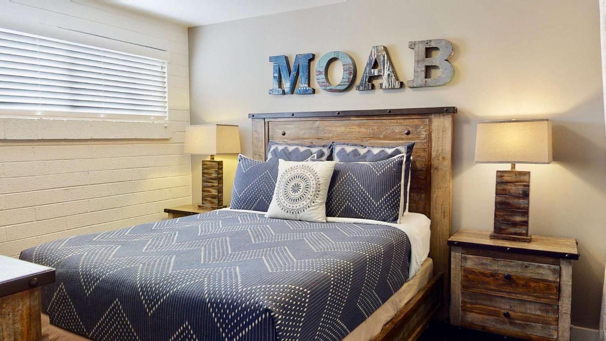 Downtown Cozy Base - Purple Sage 5 Holiday home
