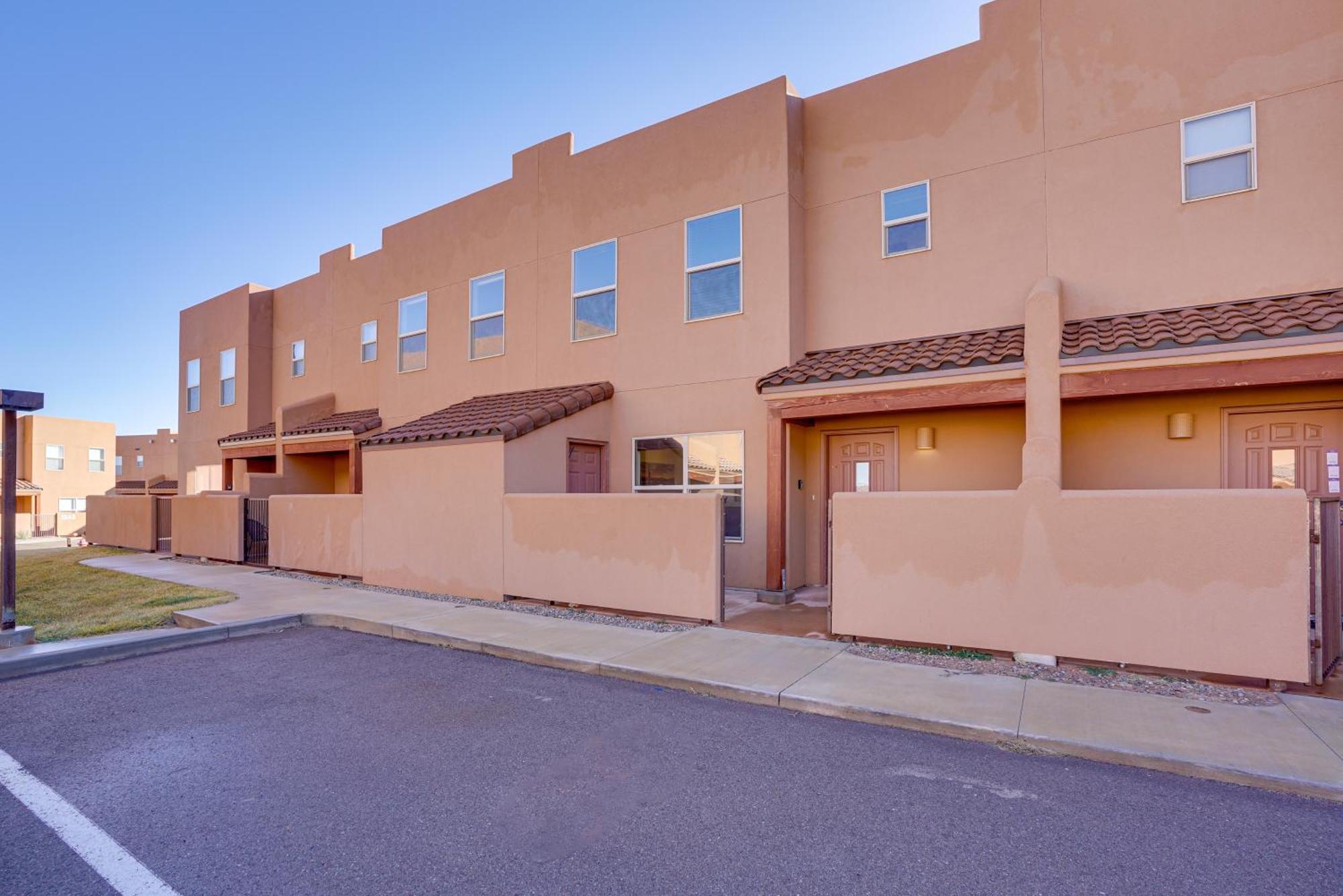 Townhome With Patio, Near Arches National Park! Holiday home Moab