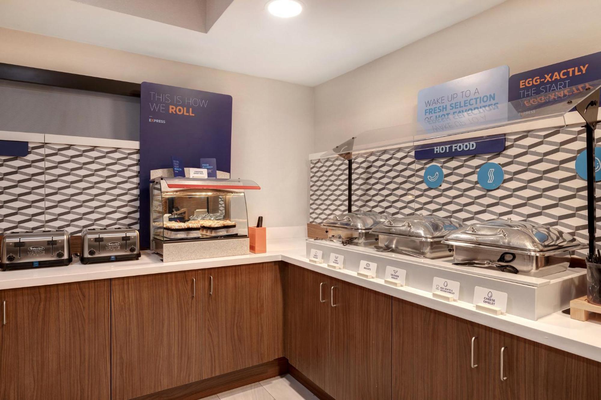Express & By Ihg Hotel